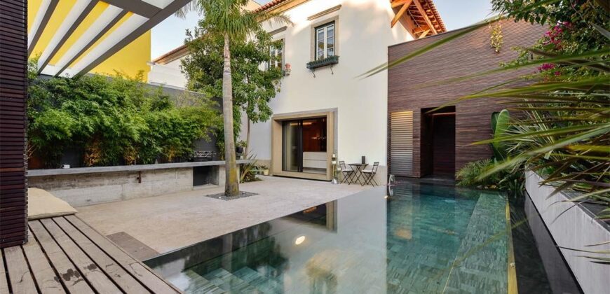 Luxury villa with beach view